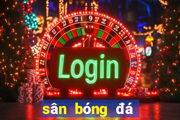 sân bóng đá phạm hùng