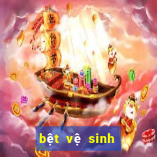 bệt vệ sinh màu đen