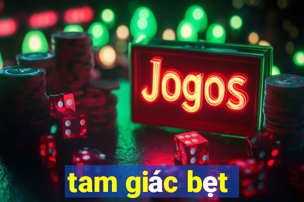 tam giác bẹt